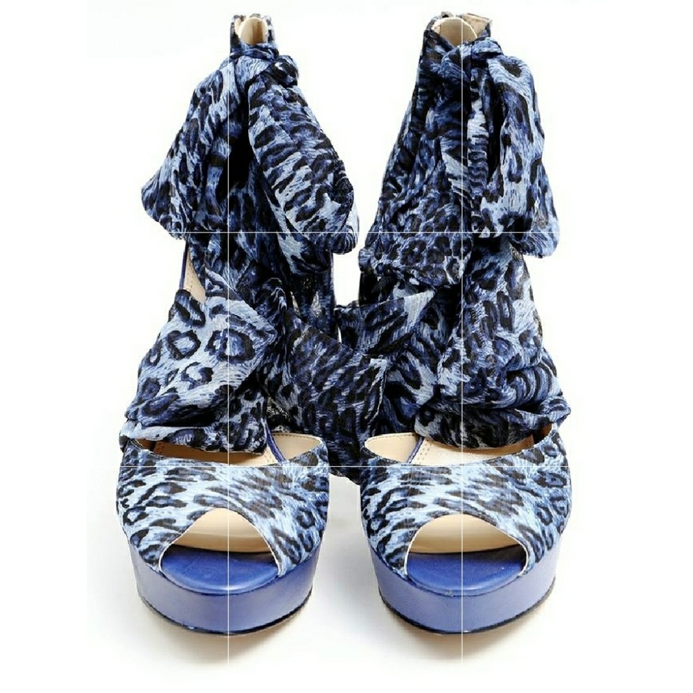 Enzo Angelioni scarf platform heels size 8.5